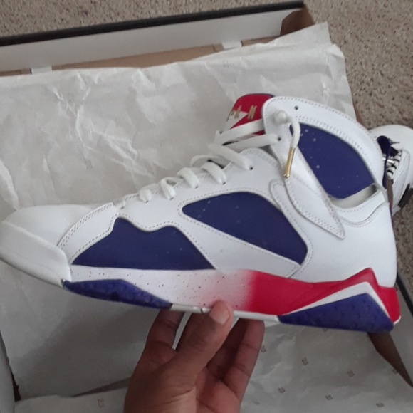 Jordan 7s - Picture 2 of 7